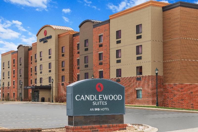 Candlewood Suites La Crosse