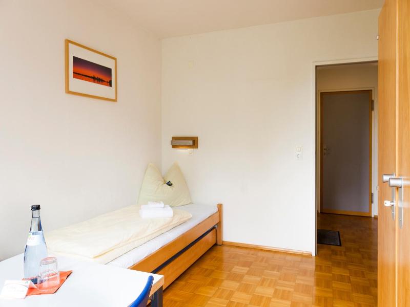 HI Youth Hostel Lindau image