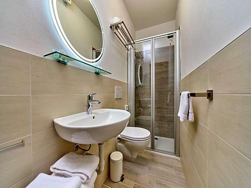 Beach Hotel Rosa image