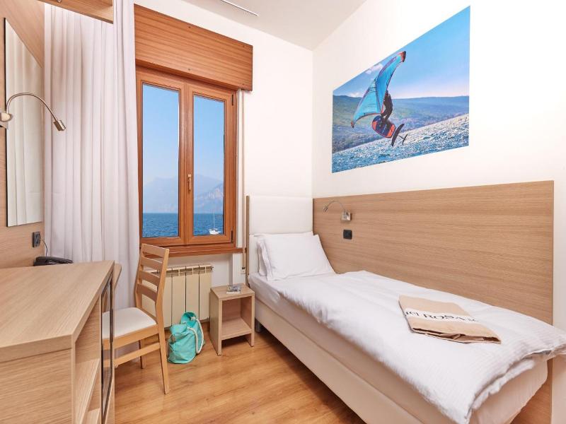 Beach Hotel Rosa image