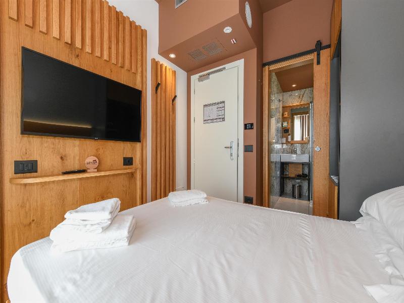 Best Western Hotel Arya image