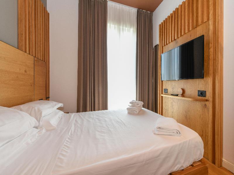 Best Western Hotel Arya image
