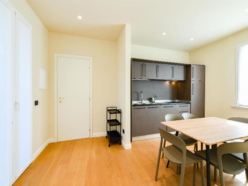 Best Western Hotel Arya image