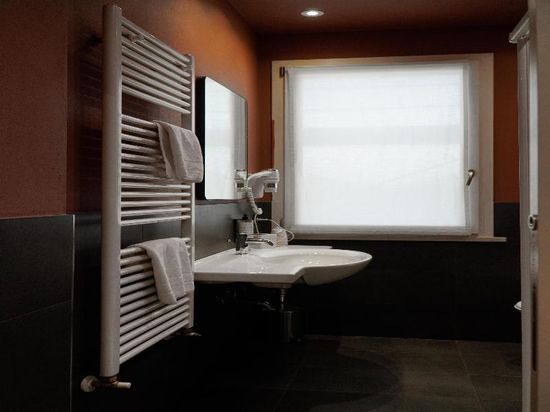 Best Western Hotel Arya image