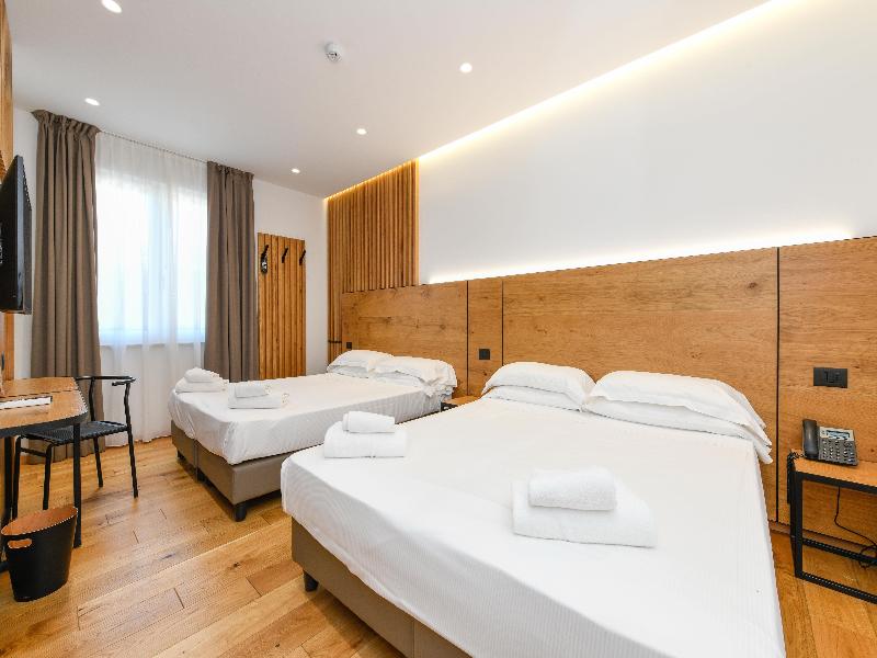 Best Western Hotel Arya image