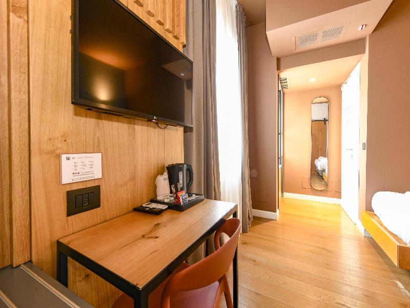 Best Western Hotel Arya image