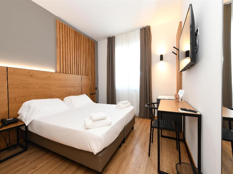 Best Western Hotel Arya image