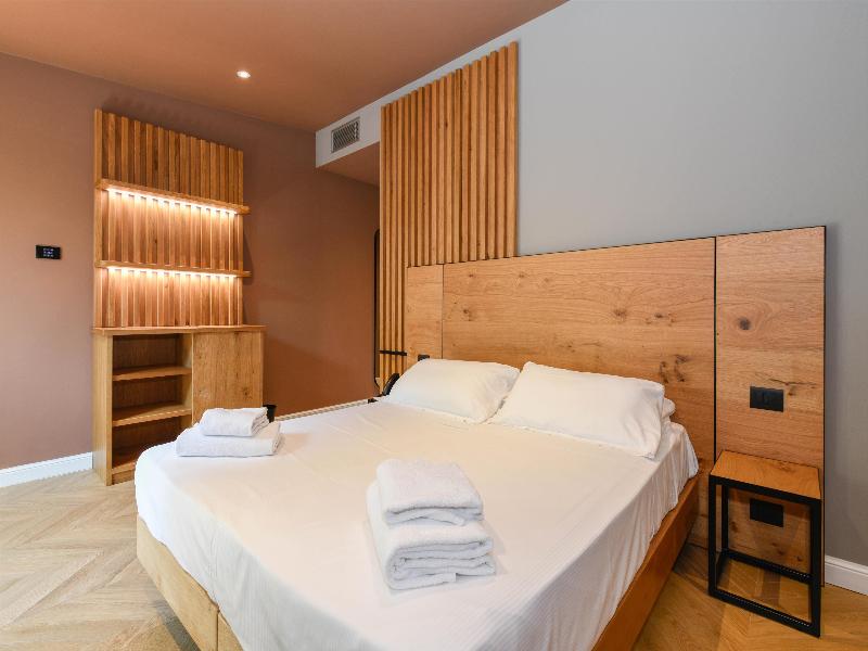 Best Western Hotel Arya image