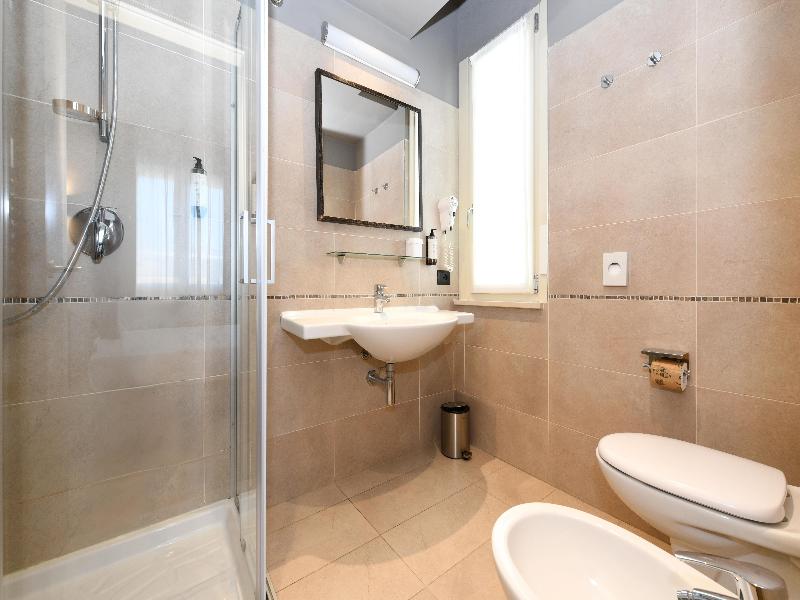 Best Western Hotel Arya image