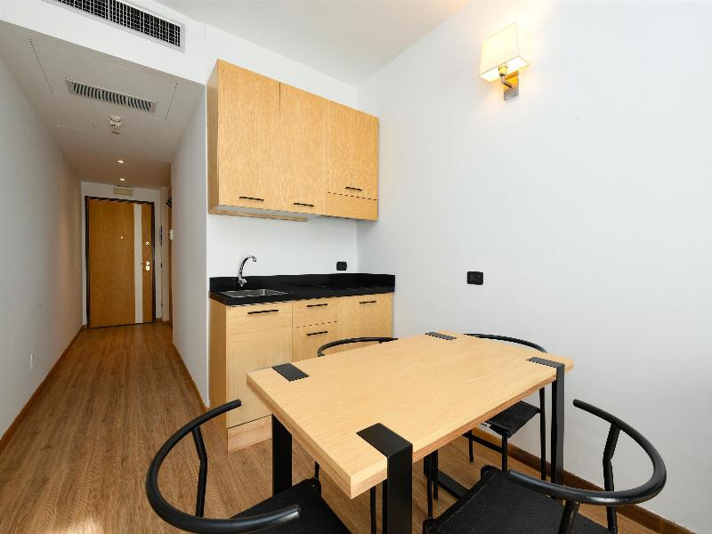 Best Western Hotel Arya image