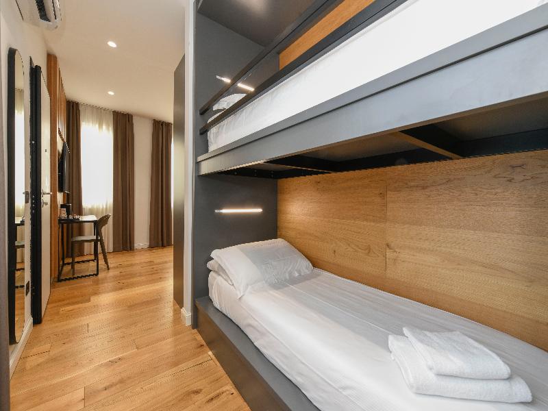 Best Western Hotel Arya image