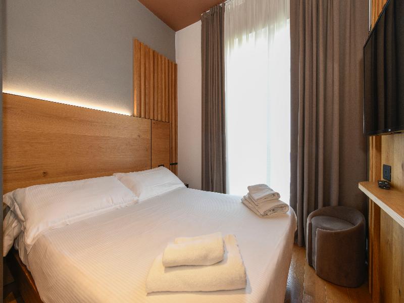 Best Western Hotel Arya image