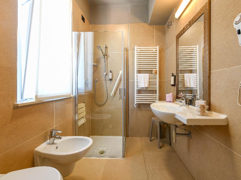 Best Western Hotel Arya image
