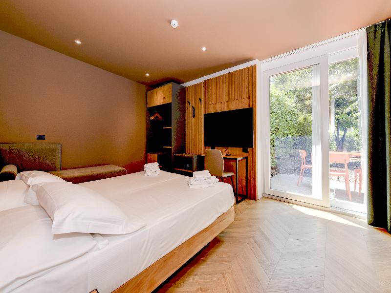 Best Western Hotel Arya image