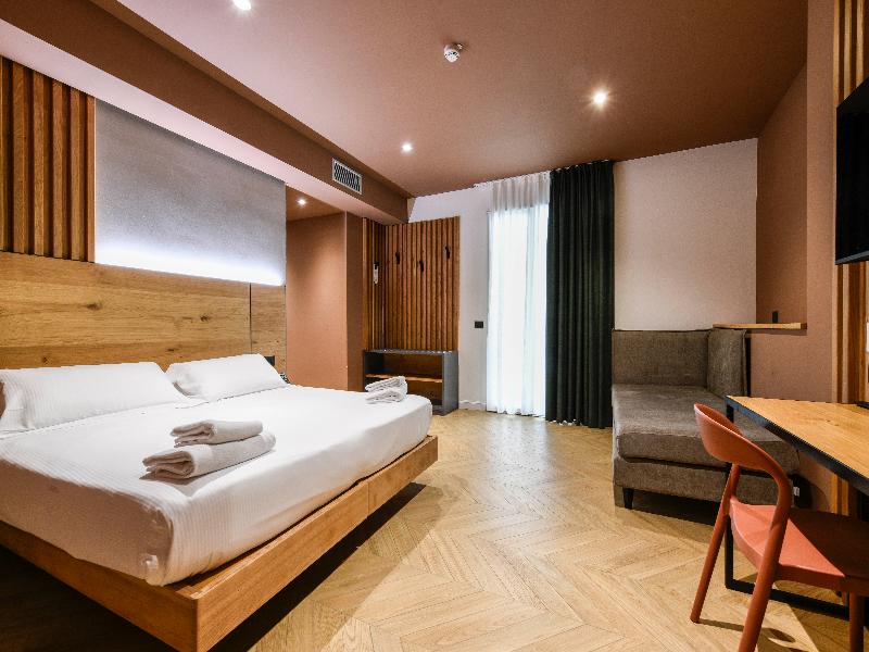 Best Western Hotel Arya image
