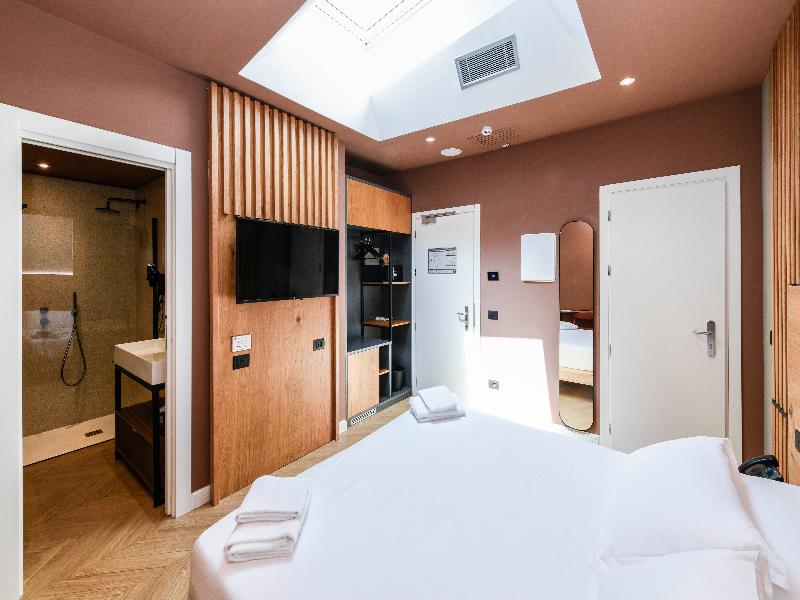 Best Western Hotel Arya image