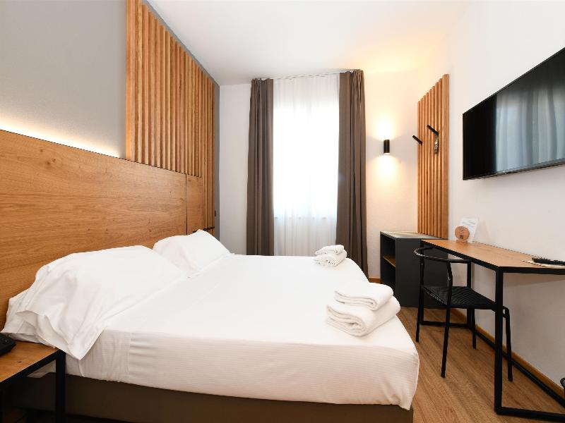 Best Western Hotel Arya image