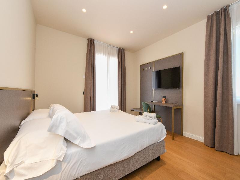 Best Western Hotel Arya image