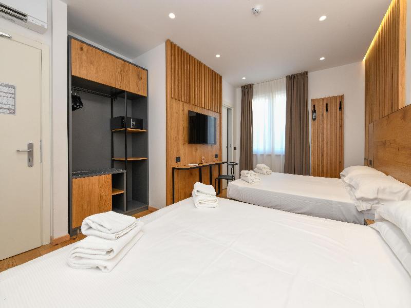 Best Western Hotel Arya image