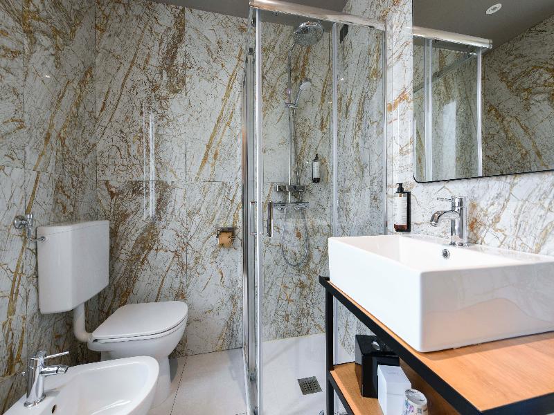 Best Western Hotel Arya image