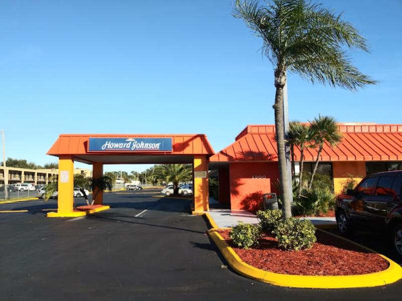 Howard Johnson by Wyndham Winter Haven FL