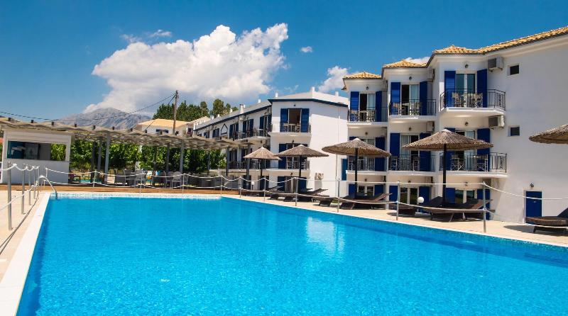 Surf Hotel - Image 2