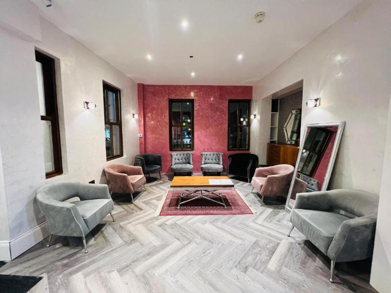Cheshire Hotel image