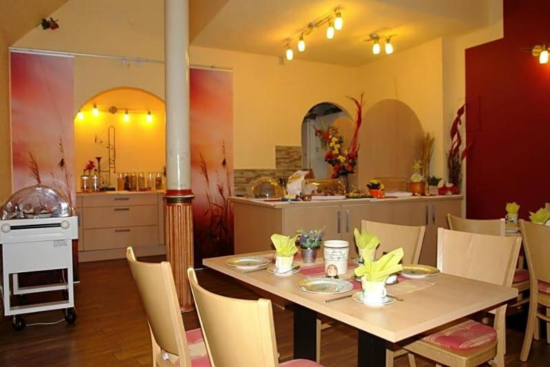 Hotel-Pension Grüne Linde image
