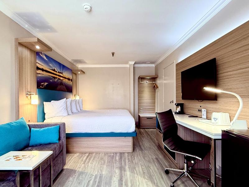 Days Inn by Wyndham Los Angeles LAX Manhattan Beac image