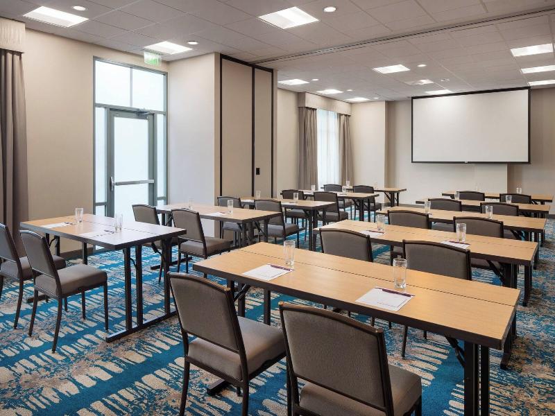 Residence Inn Irvine John Wayne Airpt/Orange Count image