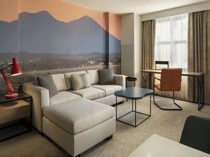 Residence Inn Irvine John Wayne Airpt/Orange Count image