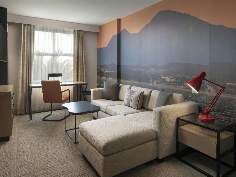 Residence Inn Irvine John Wayne Airpt/Orange Count image