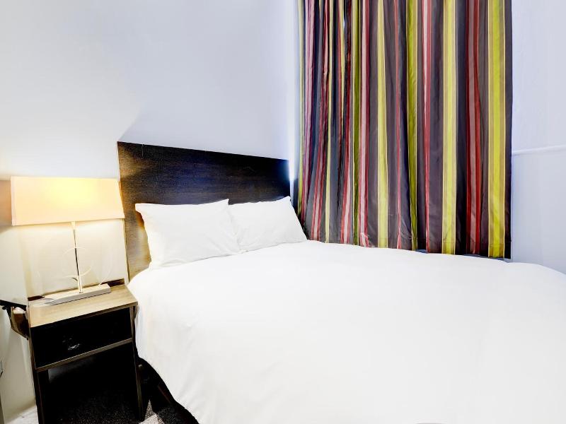 London Shelton Hotel image