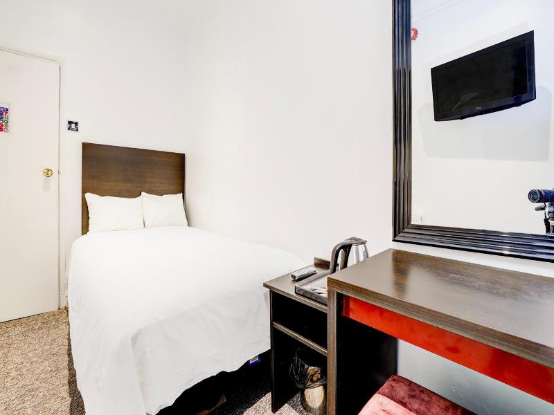 London Shelton Hotel image
