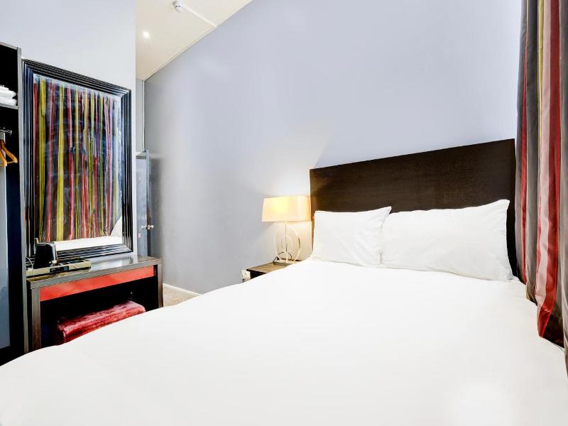 London Shelton Hotel image