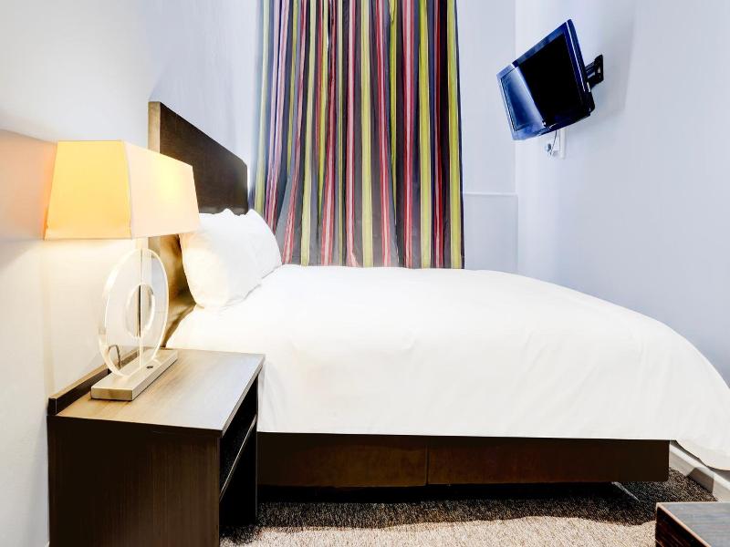 London Shelton Hotel image