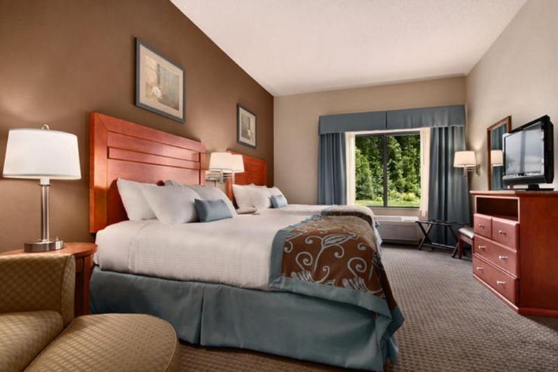 Spark by Hilton Lancaster Dutch Country image