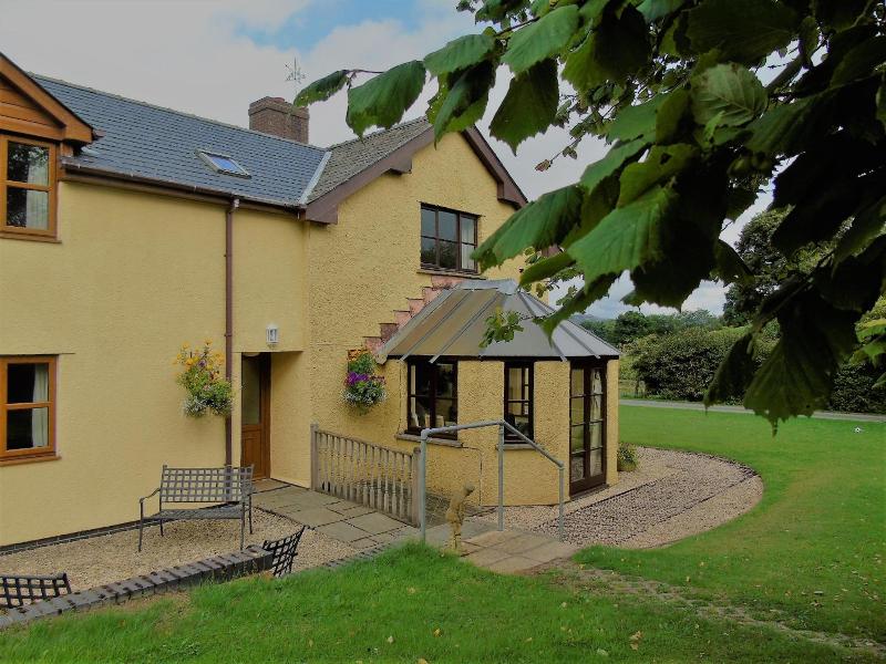 Pwllgwilym Holiday Cottages image