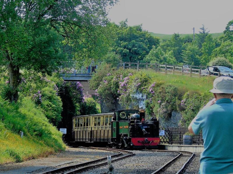 Pwllgwilym Holiday Cottages image