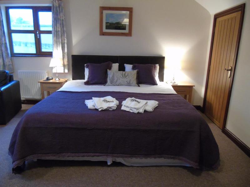 Pwllgwilym Holiday Cottages image