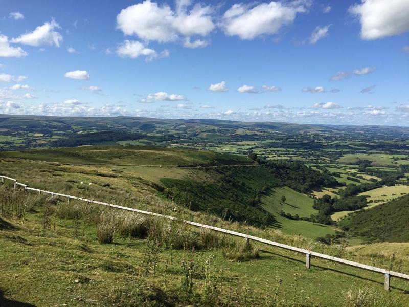 Pwllgwilym Holiday Cottages image