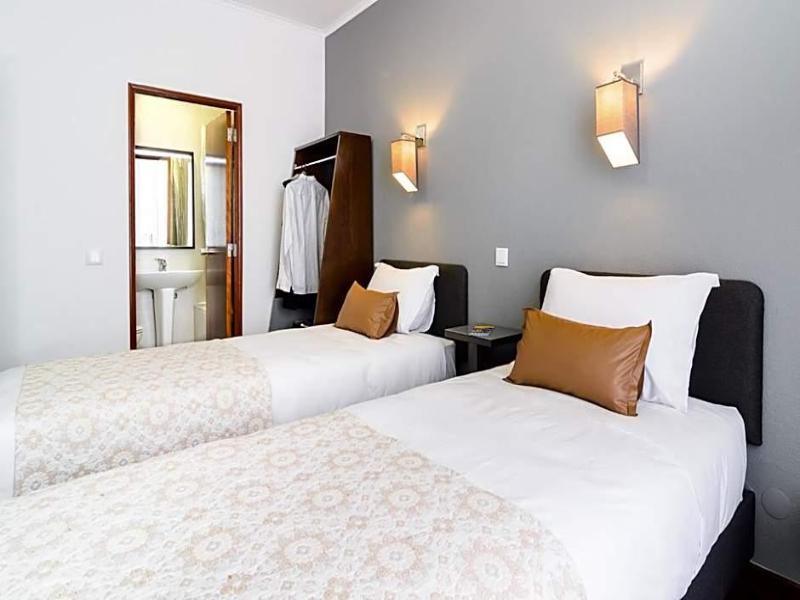 Pensao Residencial Portuense image