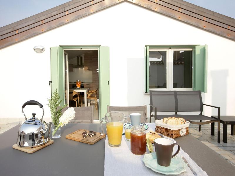 Mariposa Blu Holidays image