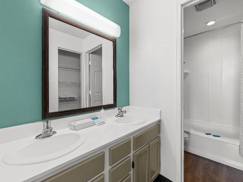 MainStay Suites Las Vegas Flamingo image
