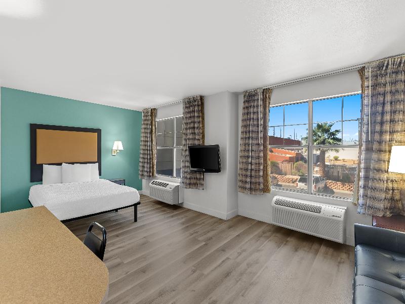 MainStay Suites Las Vegas Flamingo image