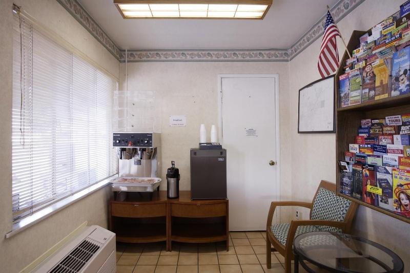 Americas Best Value Inn Livermore image