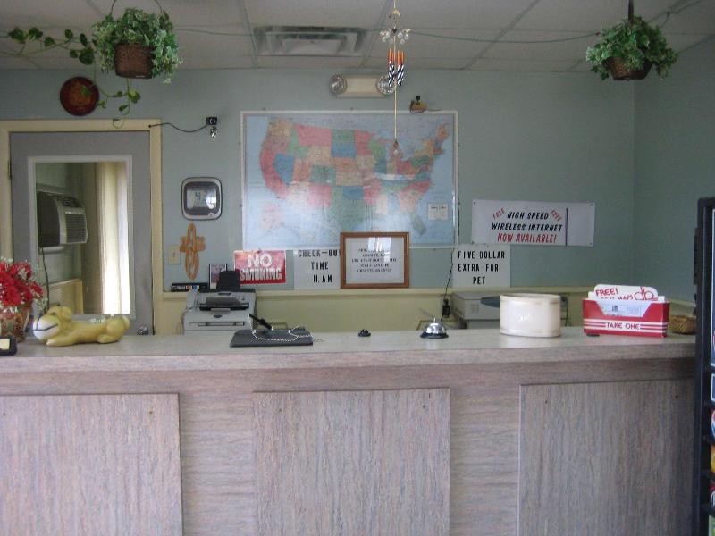 Guest House Motel Chanute image
