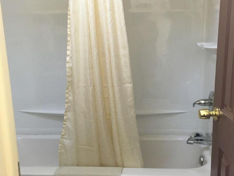 Guest House Motel Chanute image