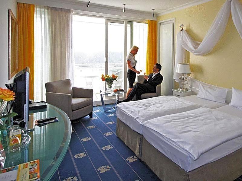 Vitalia Seehotel image