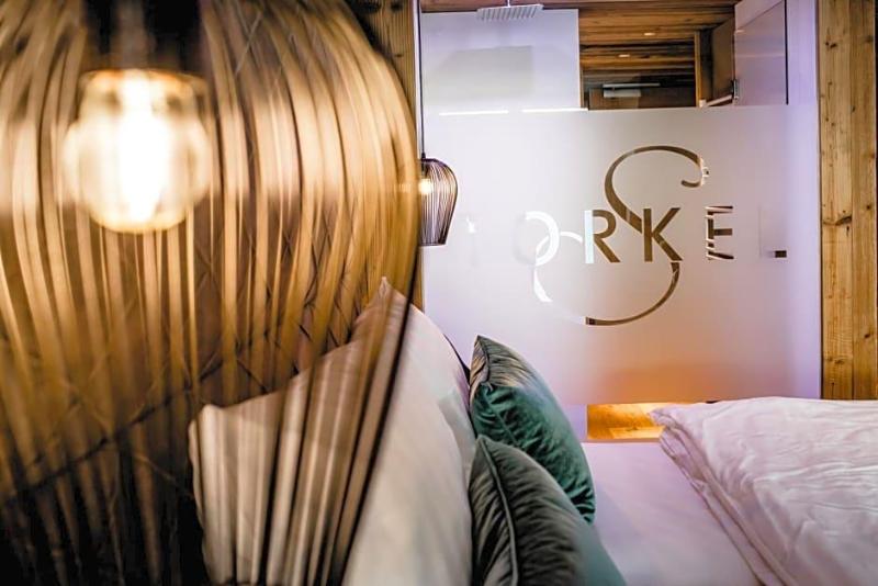 Hotel Restaurant Spa Torkel image